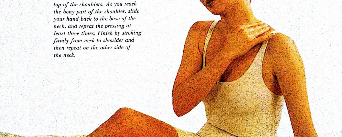 1 shoulders massage